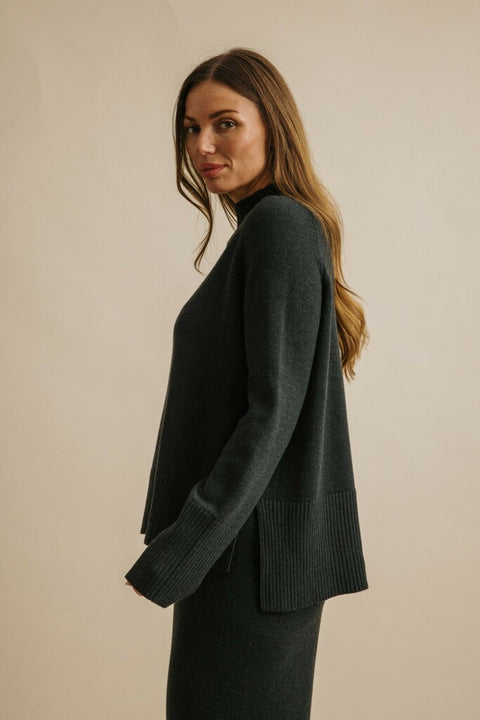 Harmony Mock Neck Pullover in Pine
