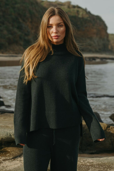 Harmony Mock Neck Pullover in Pine