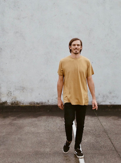 Classic Tee in Chai