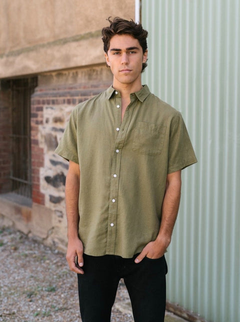 Newtown Shirt in Olive