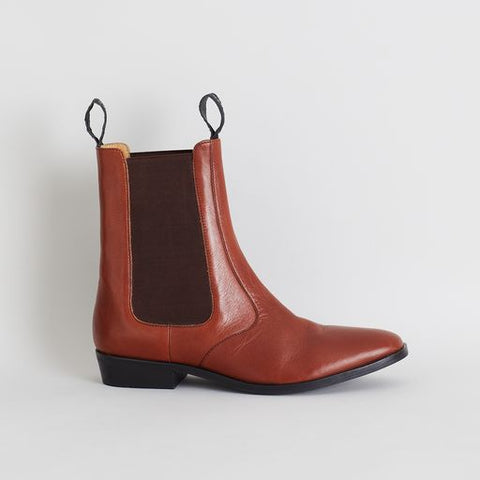 Chelsea Boots in Toffee